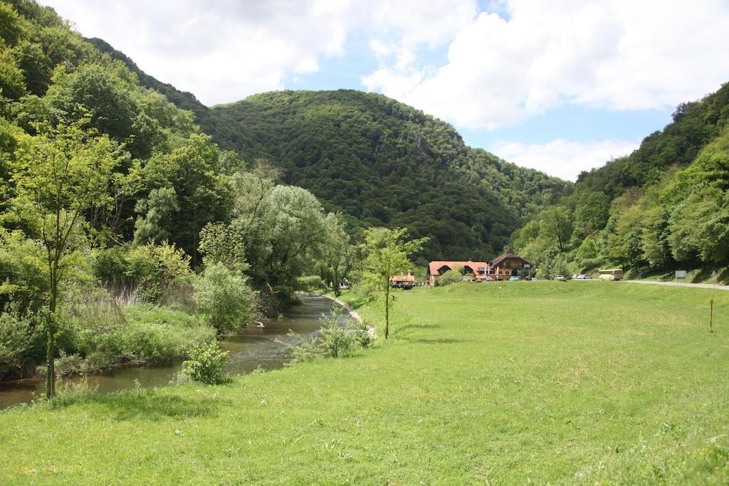 Guesthouse Villa Zelenjak Ventek Kumrovec المظهر الخارجي الصورة